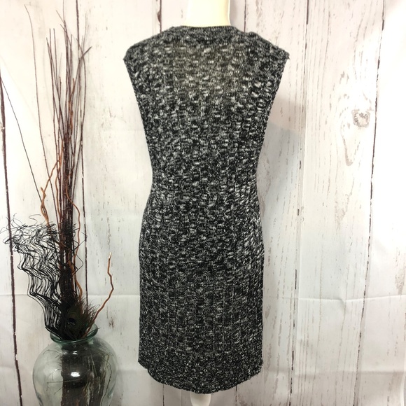 EXPRESS SLEEVELESS CROSHET SWEATER L/G - Picture 2 of 8